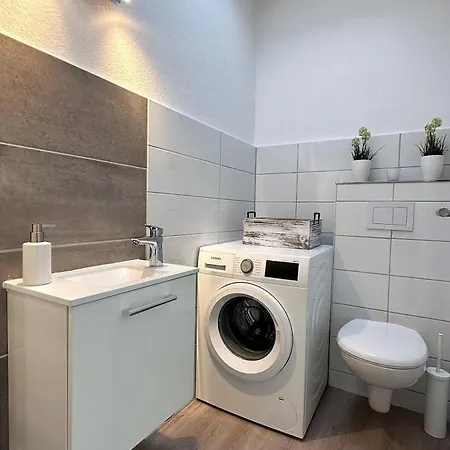 Haus Libelle, Ebenerdig, Wlan, Neu Renoviert, Hochwertig Ausgestattet Leck