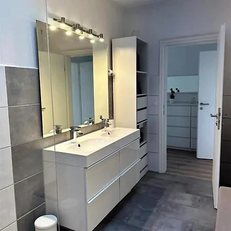 Haus Libelle, Ebenerdig, Wlan, Neu Renoviert, Hochwertig Ausgestattet