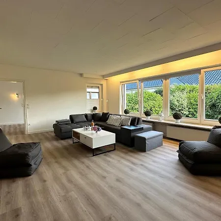 Haus Libelle, Ebenerdig, Wlan, Neu Renoviert, Hochwertig Ausgestattet