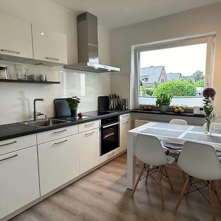 Nyaraló Haus Libelle, Ebenerdig, Wlan, Neu Renoviert, Hochwertig Ausgestattet *